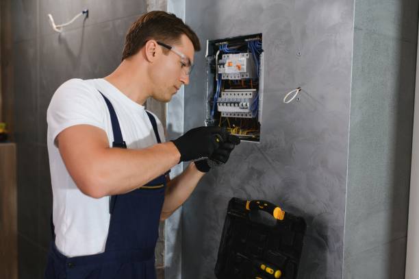 Best Emergency Electrical Repair  in Brazoria, TX
